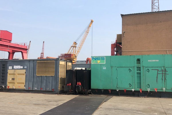 绥宁发电机出租空气滤清器的清洁频率是多少？