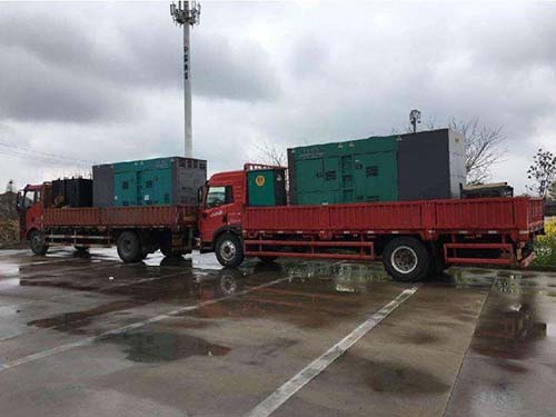 绥宁涂抹密封胶后，需要等待多长时间才能安装水冷式机油散热器密封件？